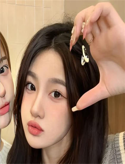 和體育老師做一節課_無碼精品人妻一區二區三區九里奈